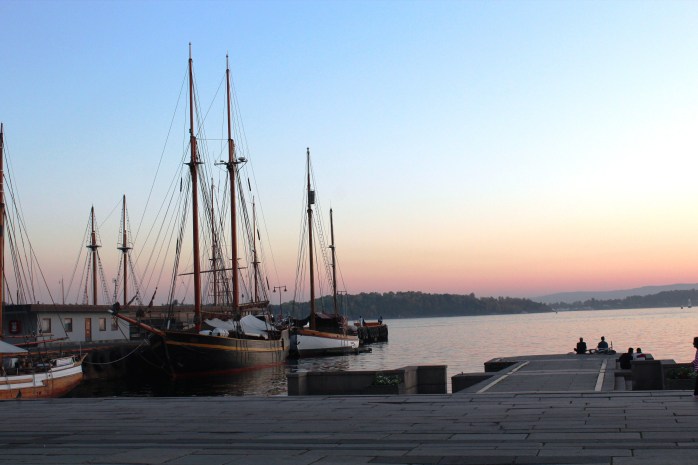 Oslofjord by Akerbrygge during sunset