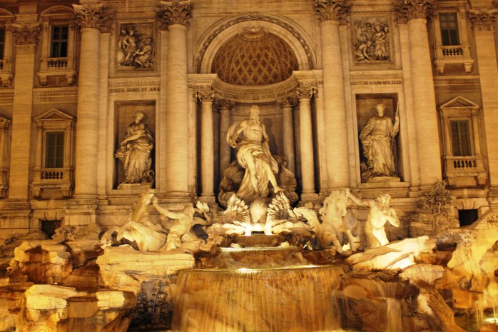 Trevi Fountain - The largest and the most spectacular fountain of Rome