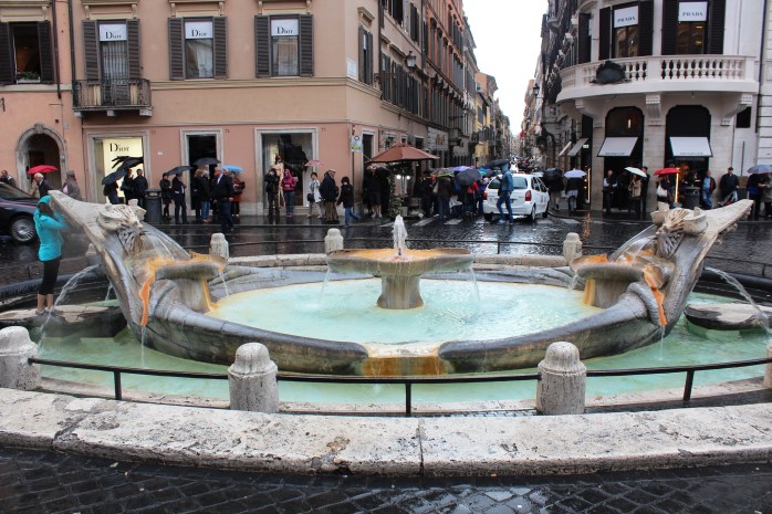 Fontana della Barcaccia at the bottom of Piazza de Spagna