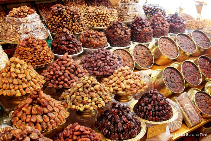 What type of dates do you like? Jeddah's Al-Balad has many different kinds to fulfill your needs