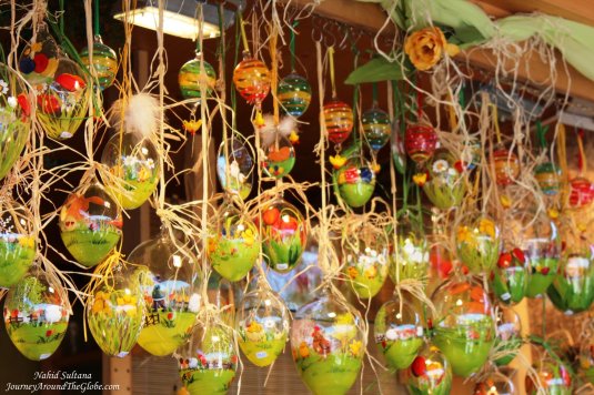 Easter market in front of Schoenbrunn Palace in Vienna