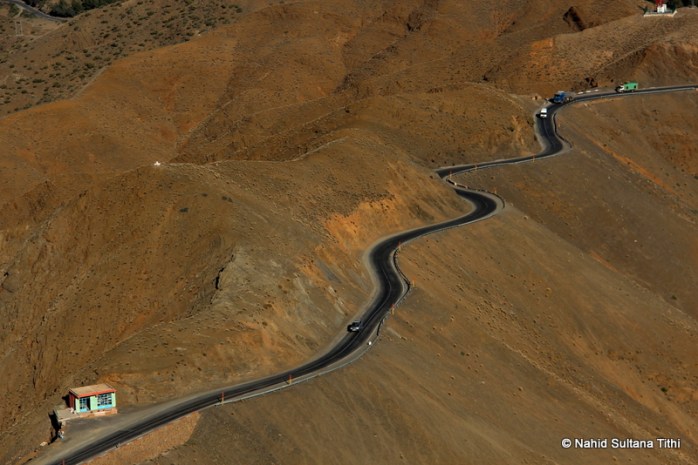 Roads thru Atlas in Morocco