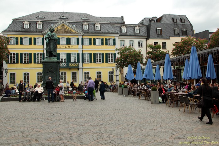 Statue of Ludwig van Beethoven in Munsterplatz in Bonn, Germany