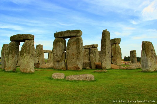 Aligned with the midsummer sunrise and midwinter sunset, the main purpose of Stonehenge still remains a mystery
