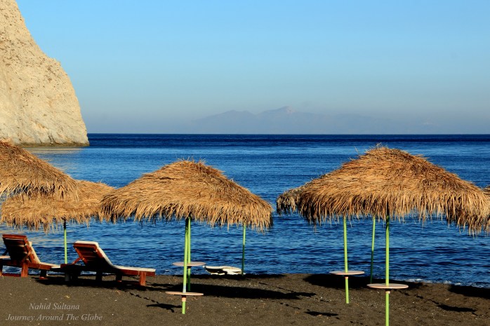 Perissa Beach - the best one in Santorini