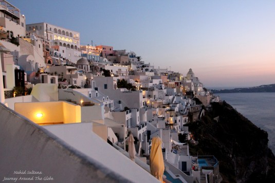 Fira after dark