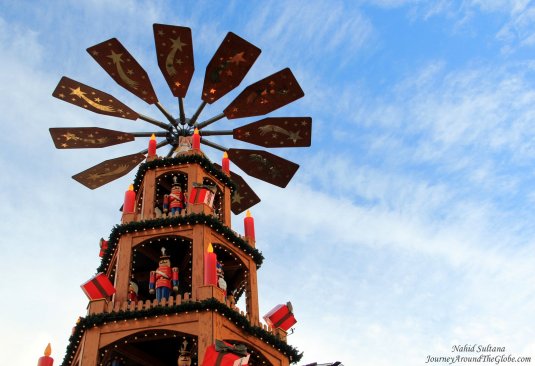 Christmas decoration in Kropcke, the heart of Hannover, Germany