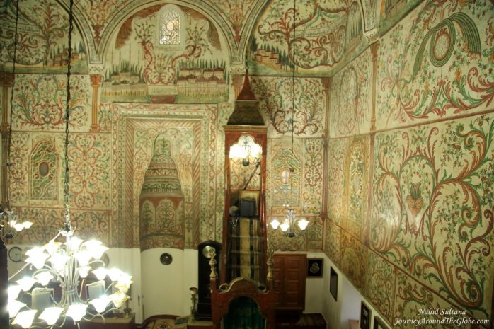 Eh-Tem Bay Mosque - a beautiful 18th century mosque in the center of Tirana, Albania