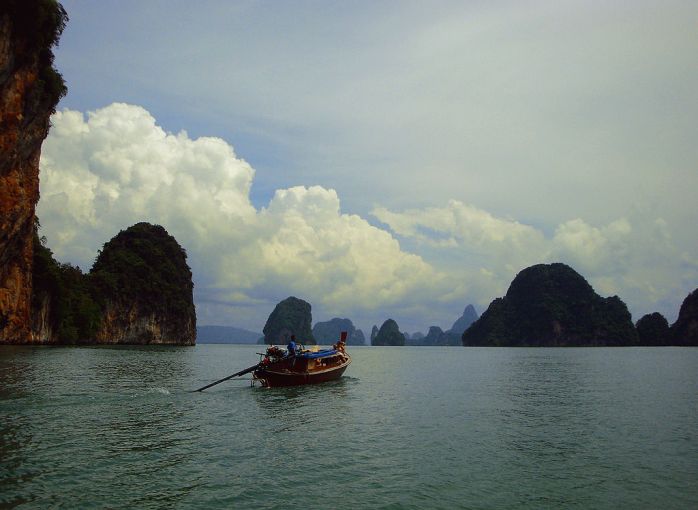 1024px-Phang_Nga_Bay