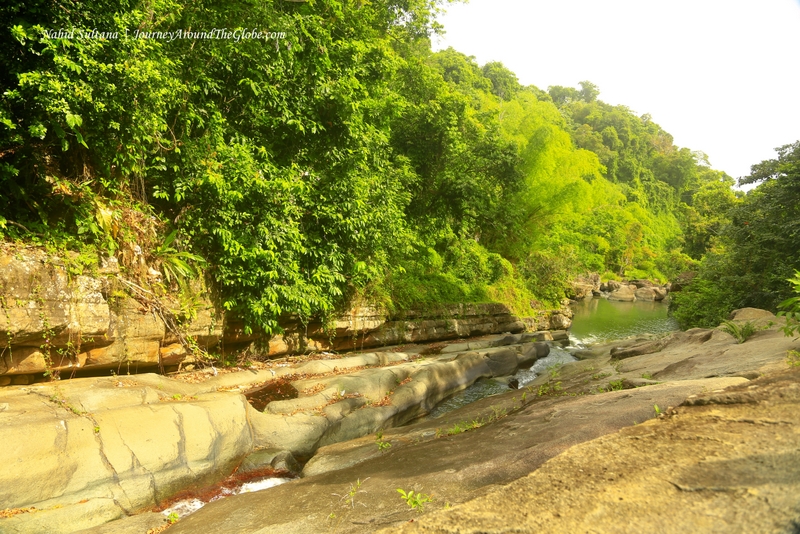 This image has an empty alt attribute; its file name is mg_0207_picasa.jpg
